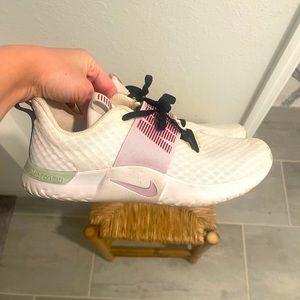 Nike running shoes 💓